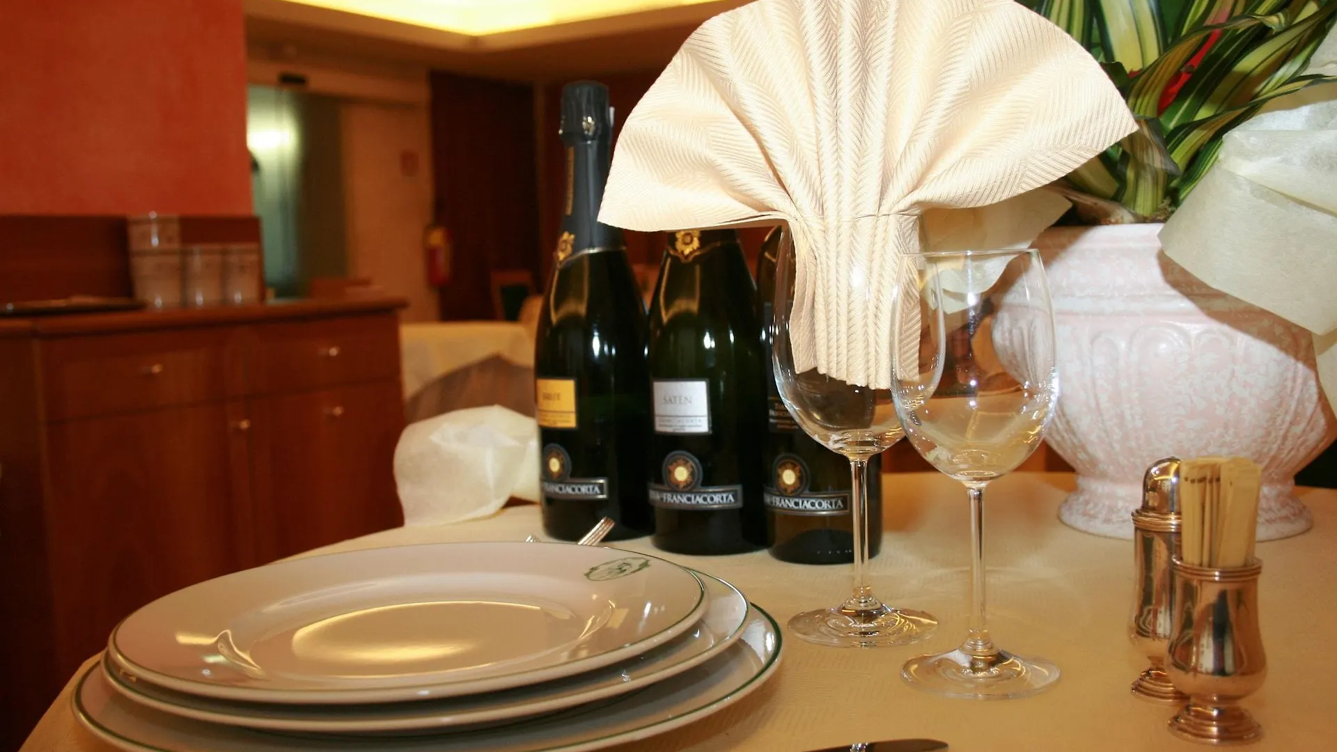 La Fonte Hotel Ome Italy